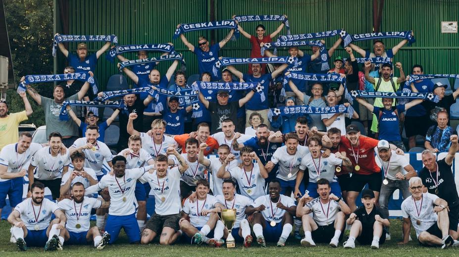 Ve druhé fotbalové lize bude hrát Arsenal. Dynamo ani Chrudim nezískaly licenci