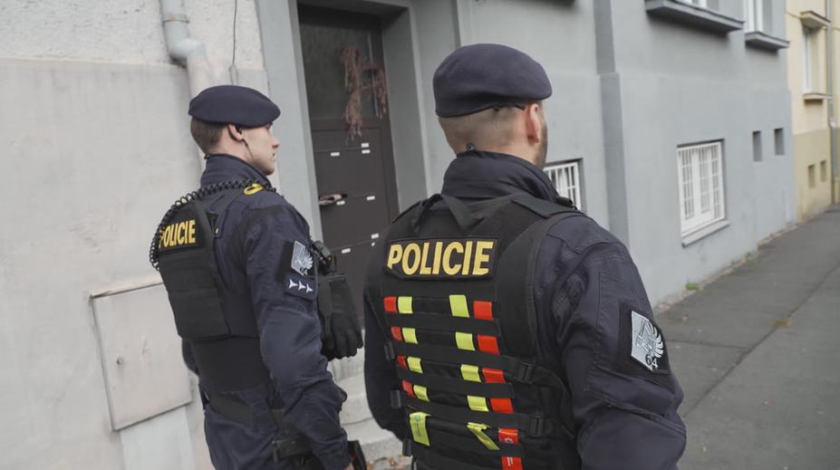 Policie dopadla muže, který připravil svou oběť o miliony. Hrozí mu osm let vězení