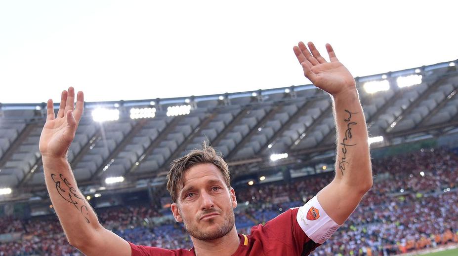 Dojde k šokujícímu comebacku?  Totti zvažuje návrat k profesionálnímu fotbalu