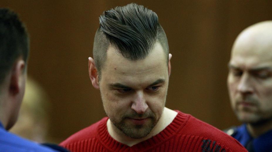 Co všechno musí ve vazbě snést Kramný? Zdroj promluvil!