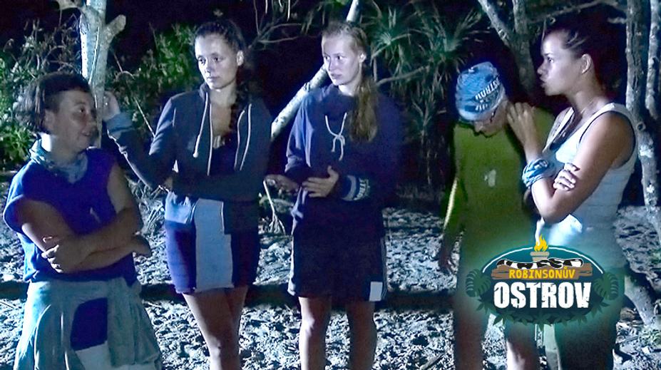 Robinsonky se pohádají, Martina nemá slitování! Káťu bodne do zad