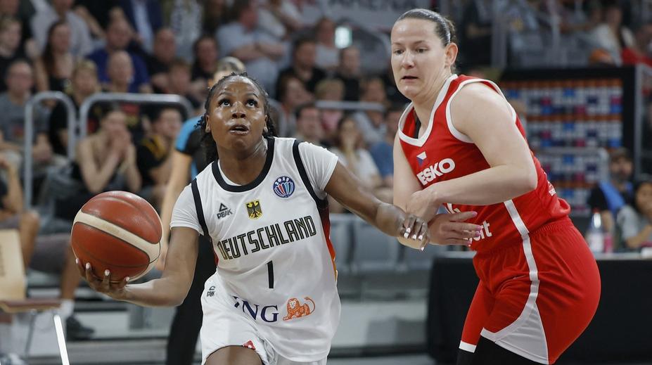 Kapitánka českých basketbalistek končí kariéru. Čeká potomka, nadále bude trenérkou