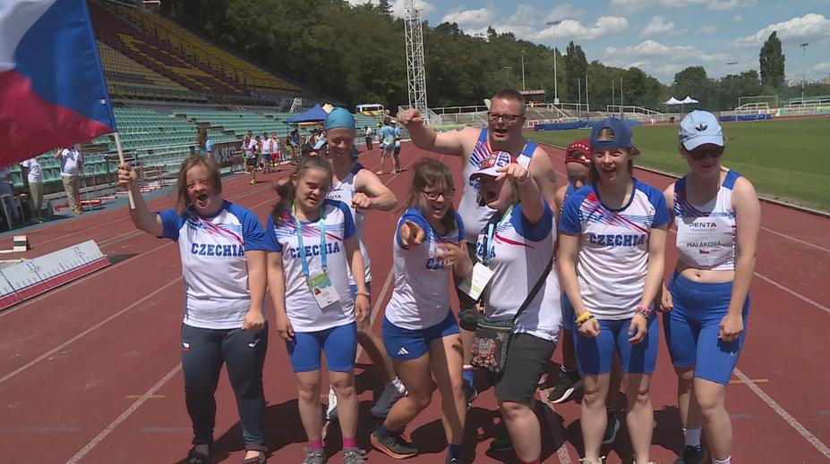 Lidé s Downovým syndromem slaví úspěchy. Česko reprezentují na mistrovství v atletice