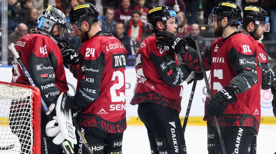 Sparta ve šlágru zdolala Pardubice, utkání začalo domluvenou bitkou