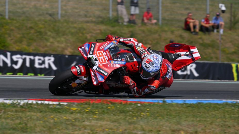 Brno má znovu svého krále. Márquez ovládl českou MotoGP stejně jako loni