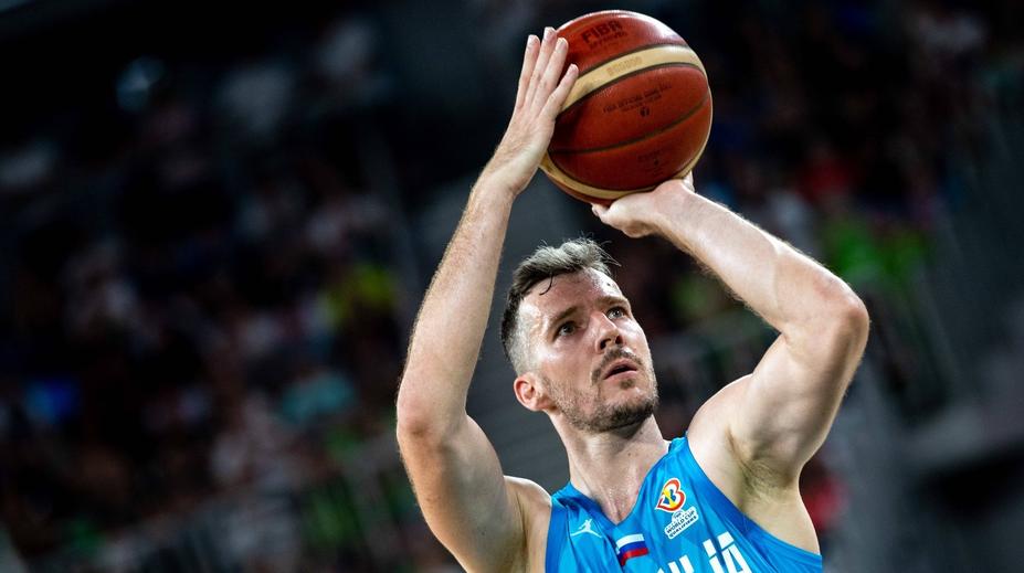 Mistr Evropy v NBA mění klub. Vyzkouší šestý tým a přijde si na slušný balík