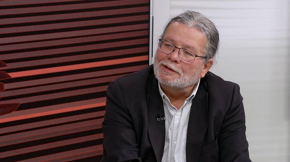 Vondra ostře proti Francii: Ubírá se cestou cenzury