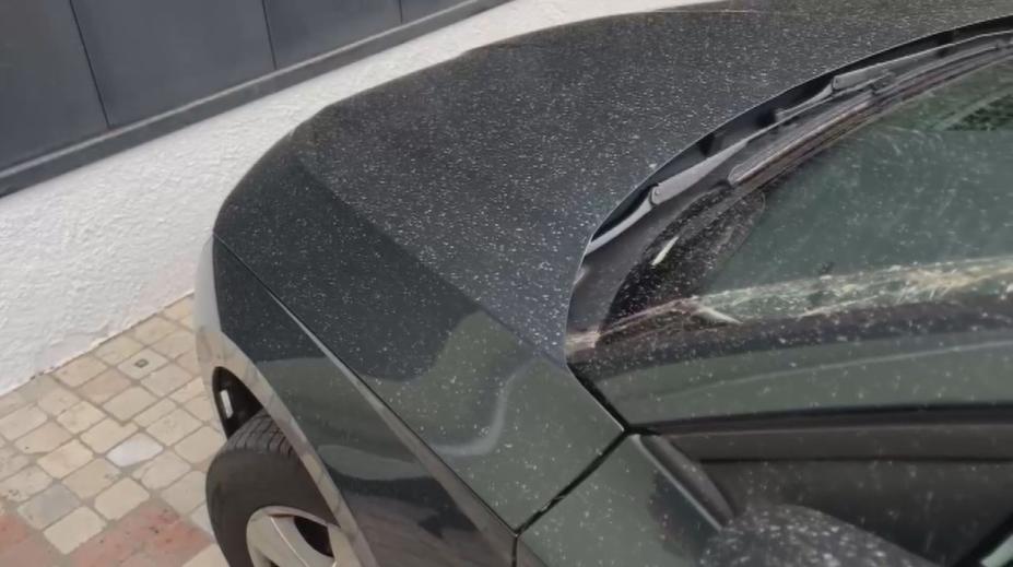 Písek ze Sahary způsobuje zdravotní potíže. Prach je skoro všude