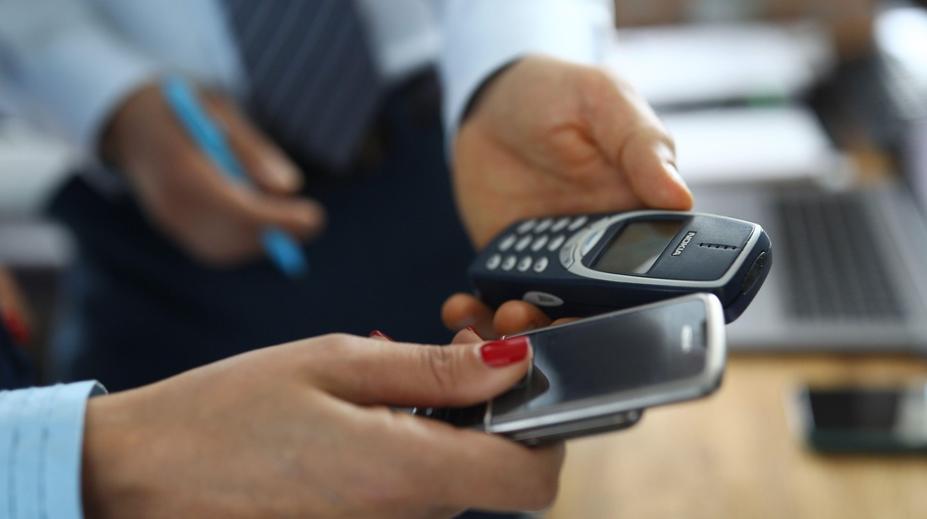 Před lety byl totálním hitem. Za starý mobil teď můžete dostat pořádný balík