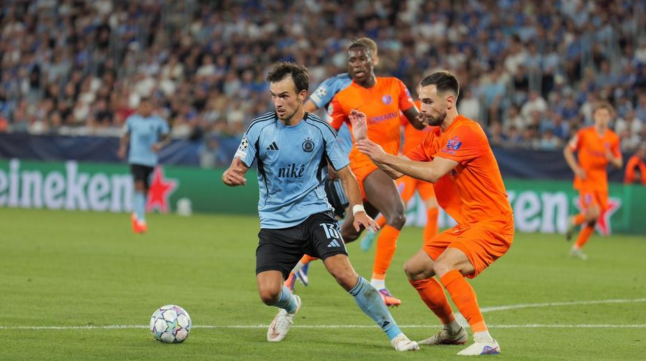 Slovan má před Ligou mistrů velký problém. Trávník po koncertu připomíná pískoviště
