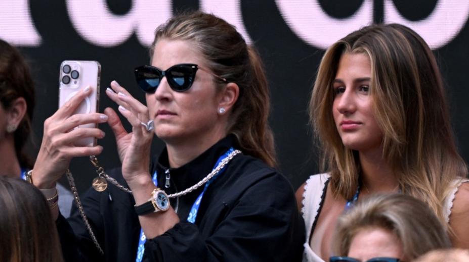 Hodinky ze zlata a diamantů. Manželka tenisty Federera všechny zastínila