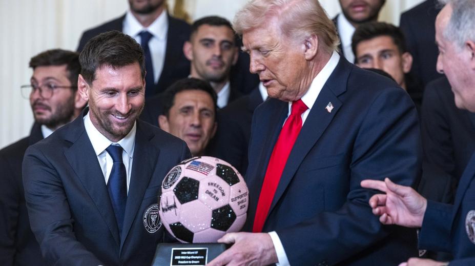 Trump přijal Messiho tým v Bílém domě. Argentinskou legendu přirovnal k Pelému