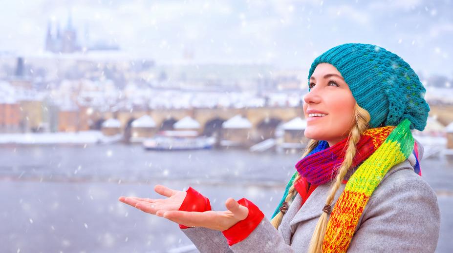 Naděje na bílé Vánoce. Meteorologové řekli, kde v Česku může letos nasněžit