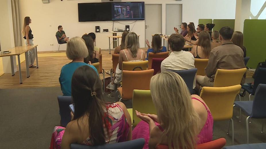 Nova hledá nové tváře. Studenti si zkusili práci reportérů
