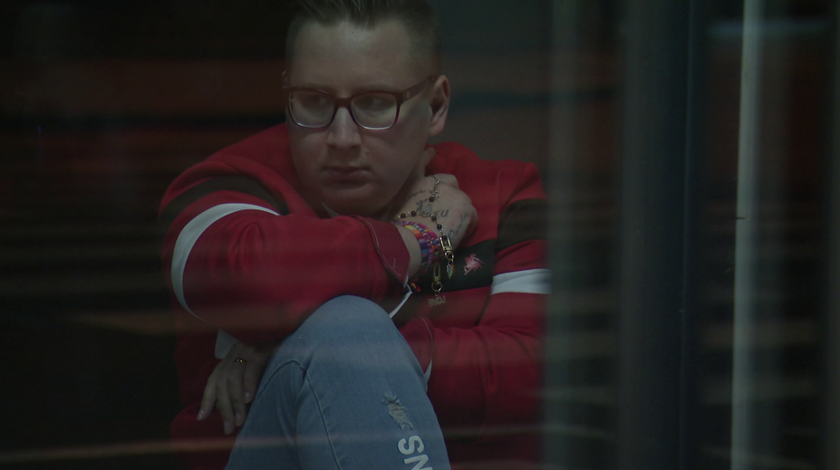 Muži ujel autobus s věcmi, pomohl mu reportér. Případ poté nabral neuvěřitelný spád