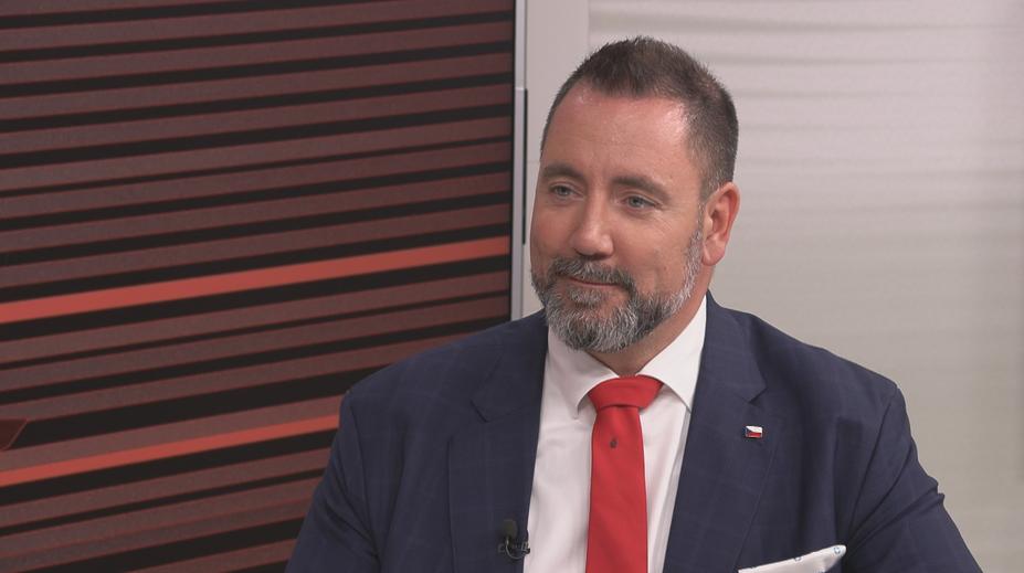 Červený klimatickou změnu neodmítá, krizi ano. Je nesmysl platit zelené spolky, říká