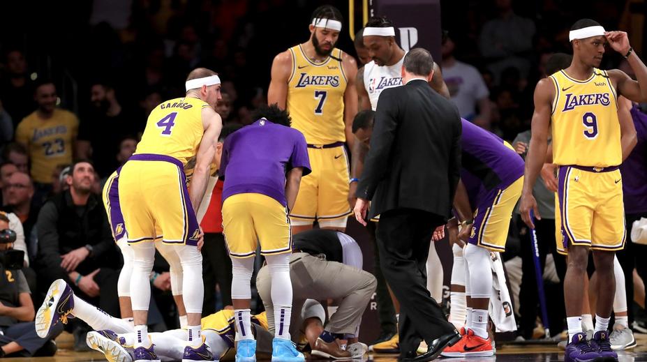 Lakers přišli o hvězdného Davise! Proti Torontu se vytáhl veterán Anthony