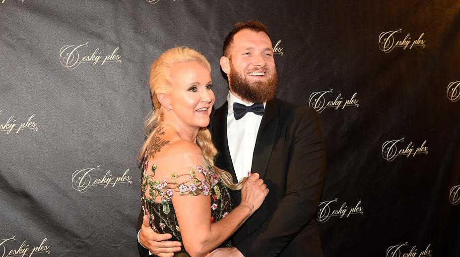 Neuvěřitelná zpráva! Vdova po Karlu Svobodovi je v 48 letech těhotná