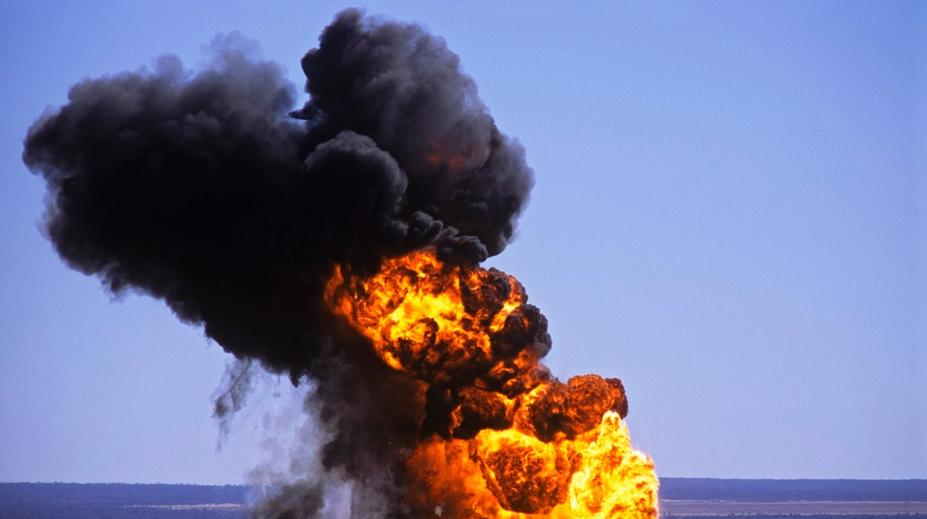 Komplexem u letiště v Damašku otřásla série mohutných explozí