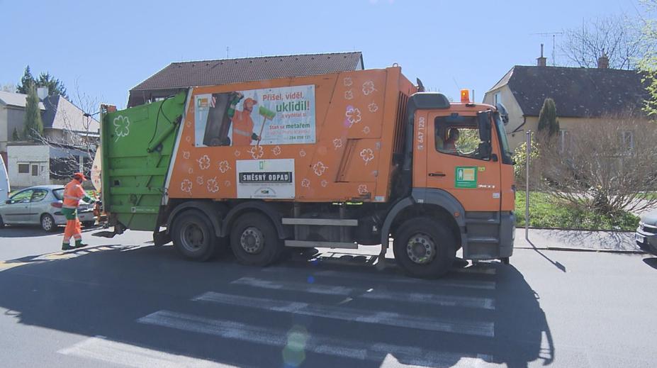 Praha testuje elektrický popelářský vůz. Je třikrát dražší než naftový