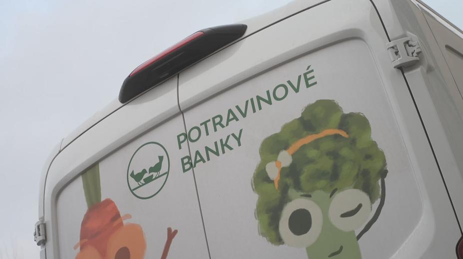 Paní Červeňáková by Vánoce sama nezvládla. Pomáhají potravinové banky