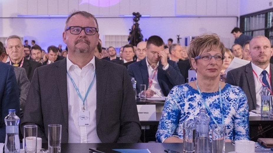 Odměna pro bývalé ministry! Ťok s Novákovou míří do diplomacie