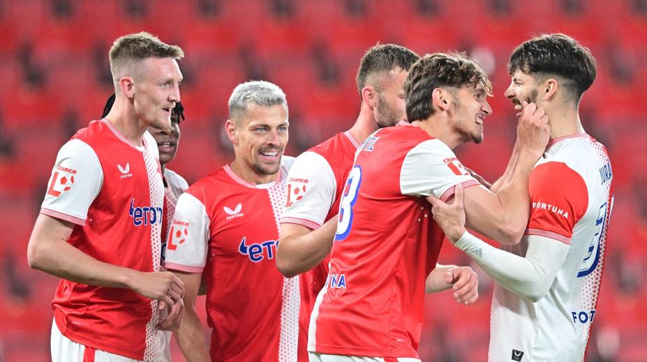Slavia v Lize mistrů postoupí. Soupeři jsou hratelní, myslí si Švancara