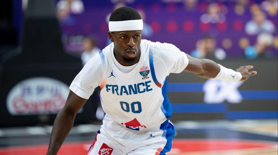 Nesportovní chování, nebo spíš drzost? Francouz šokoval na basketbalovém ME