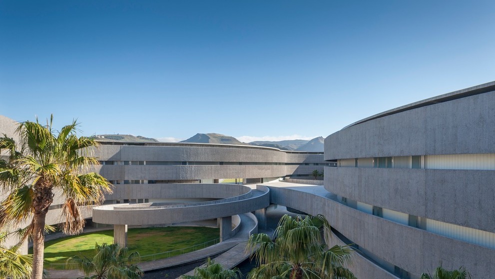Nejzajímavější budovy světa - Faculty of Fine Arts, University of La Laguna, gpy arquitectos