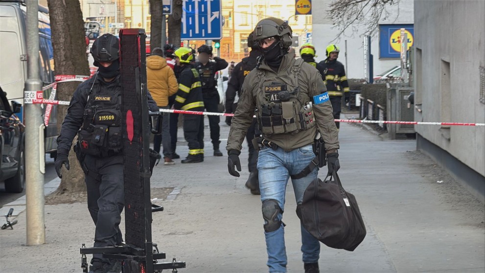 Policie zasahuje v hotelu na pražském Smíchově