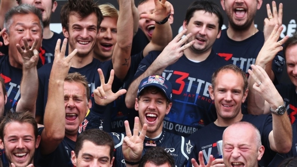 Vettel slaví třetí titul - 4
