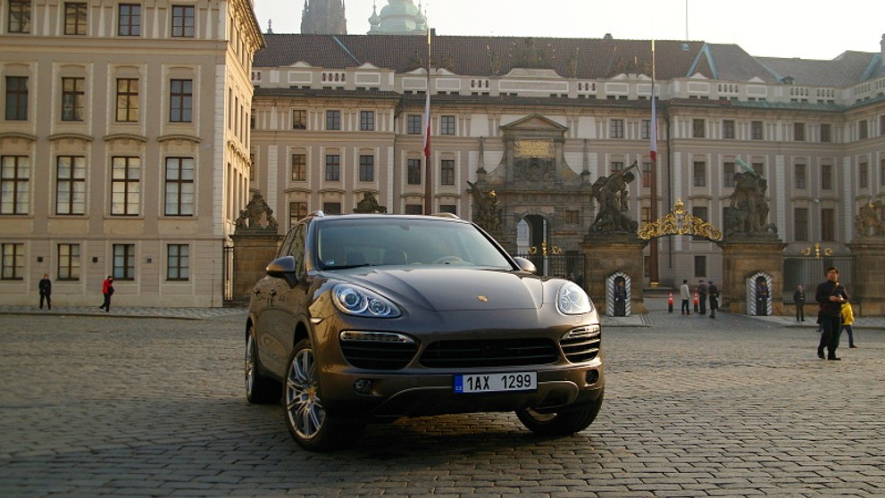 Porsche Cayenne Hybrid - 6