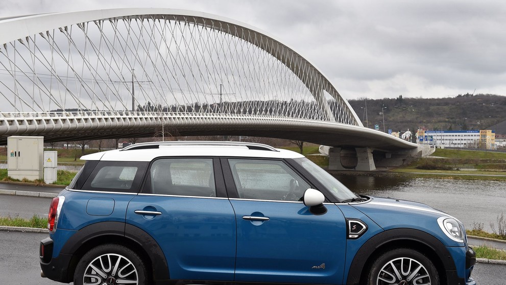 Mini Cooper Countryman - 12