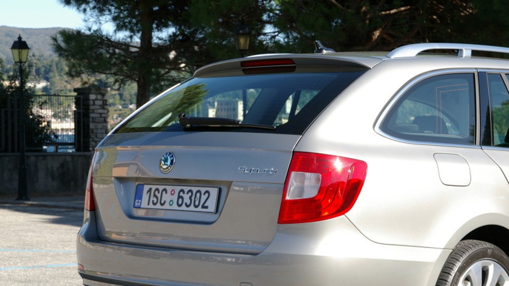 Škoda Superb-3