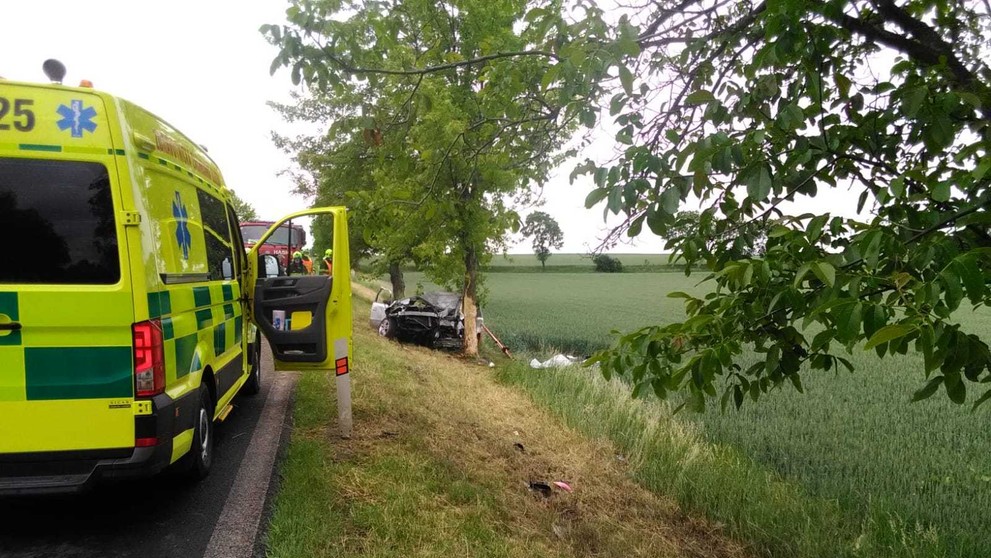Při nehodě na Litoměřicku zemřeli dva lidé - 2