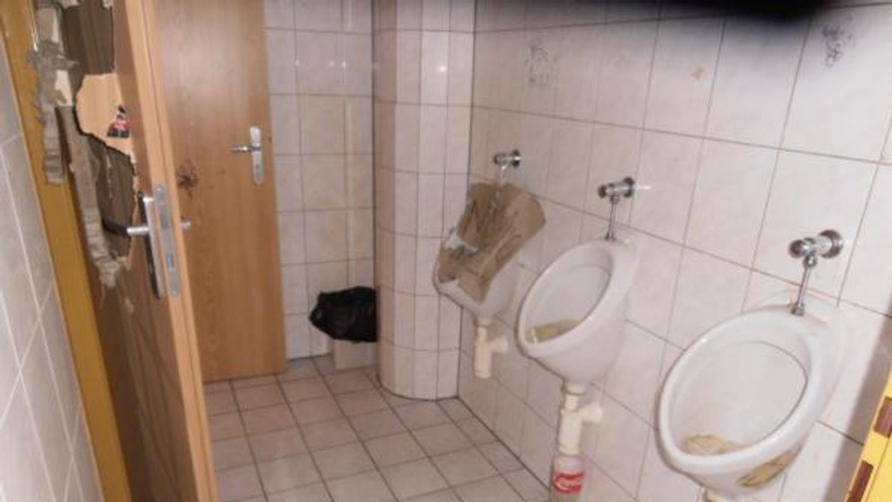 SZPI uzavřela tento bar v Chodově u Sokolova - 1