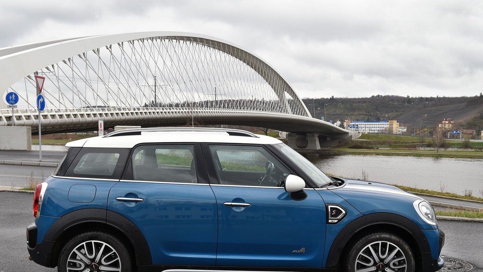 Mini Cooper Countryman - 11