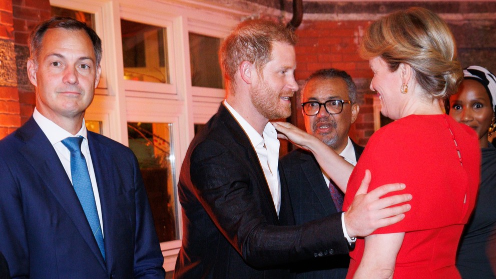 Princ Harry na cestě bez Meghan, 23. 9. 2024 (1)