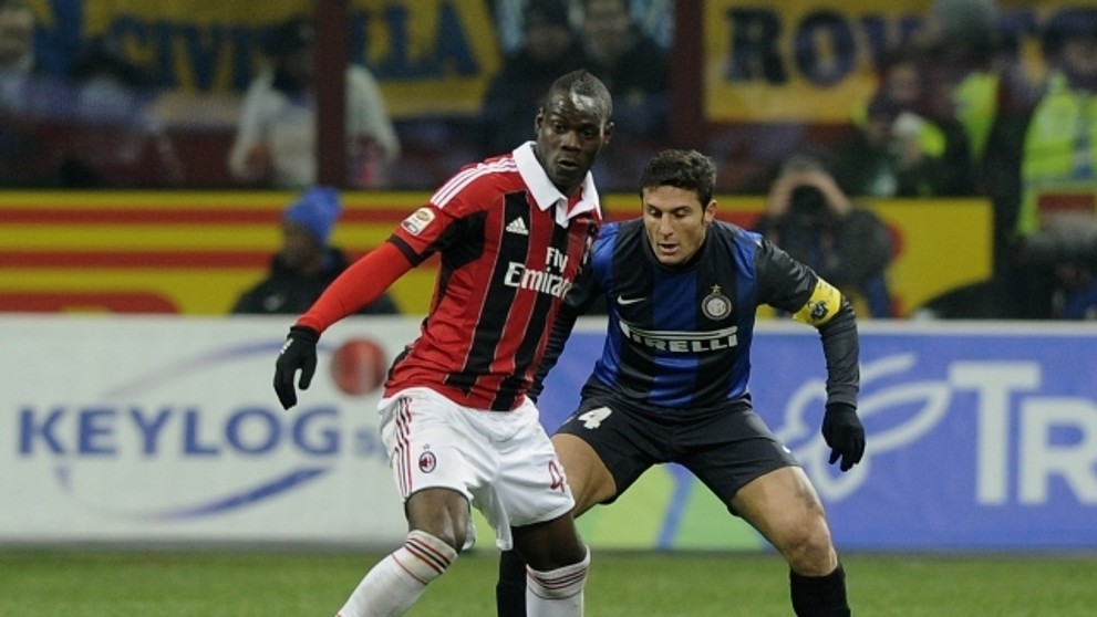 Balotelli v milánském derby - 7