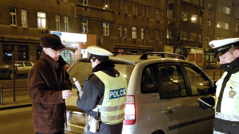 Razie policie v Praze