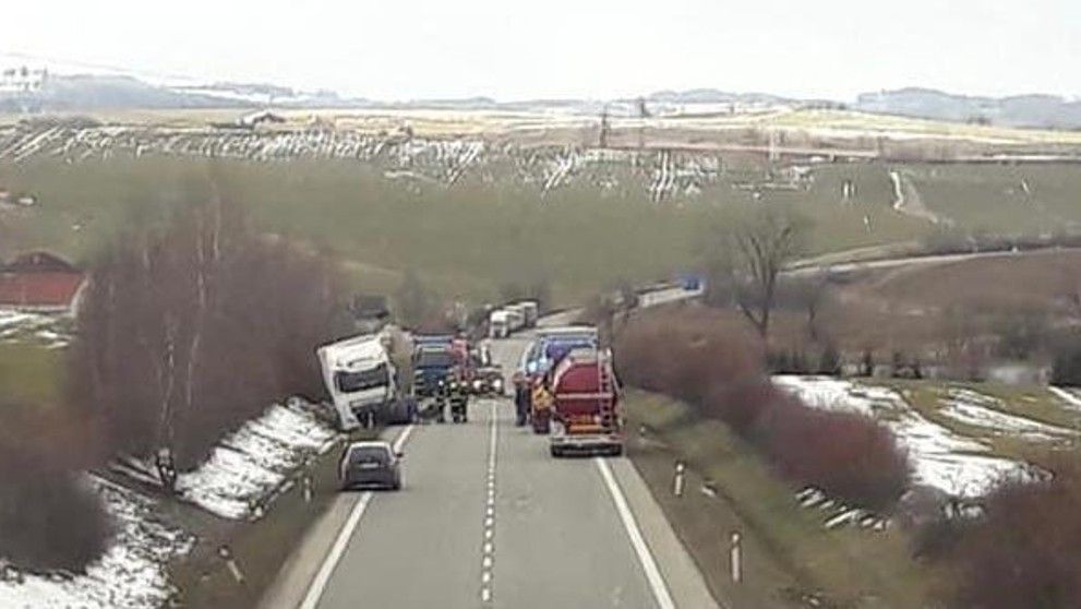 Smrtelná nehoda u Jihlavy, jeden člověk zemřel - 3