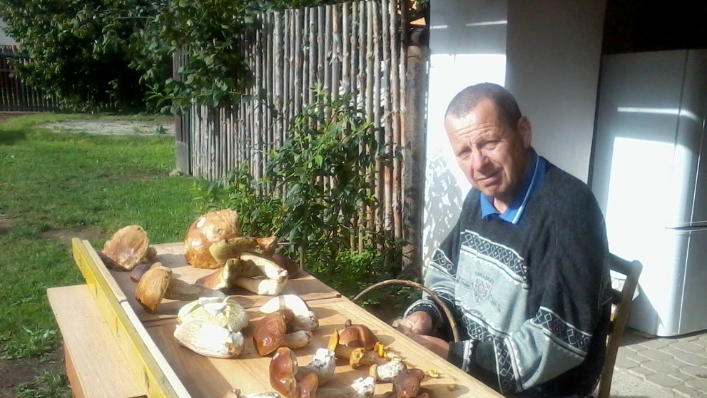 První svůj letošní koš hub nasbíral Jaroslav Brož na Plzeňsku