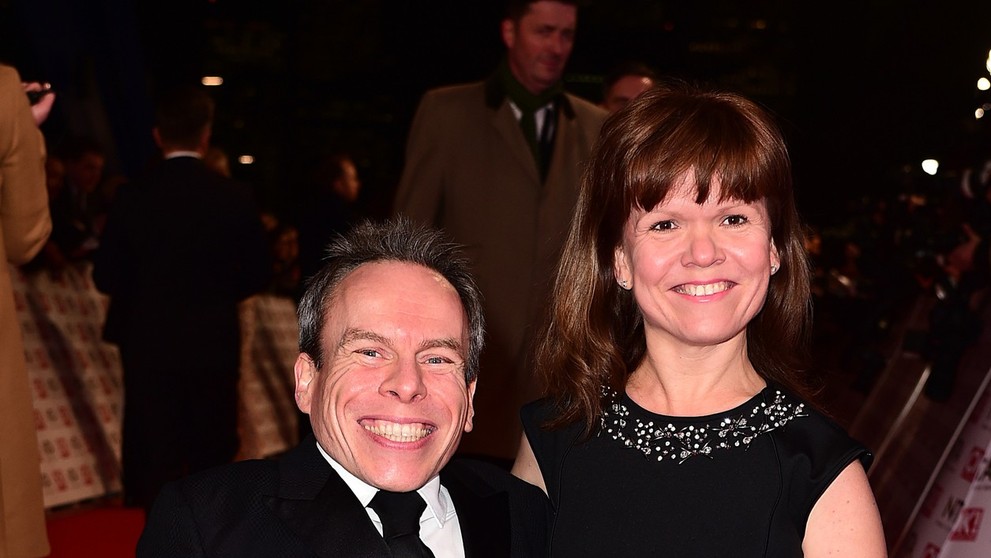Warwick Davis s manželkou Samanthou