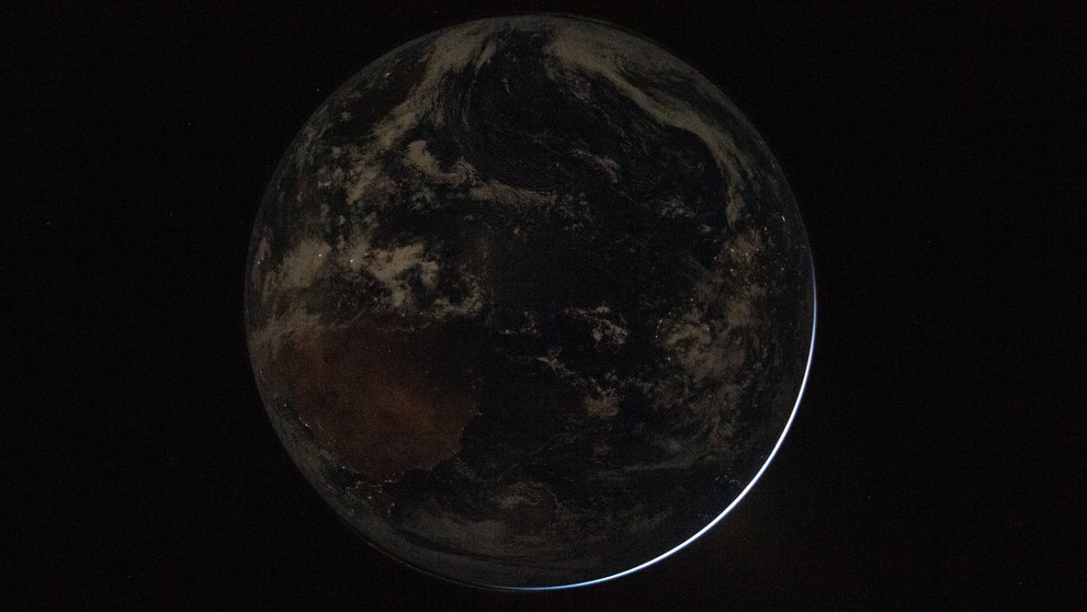 Planeta Země vyfocená z Orionu