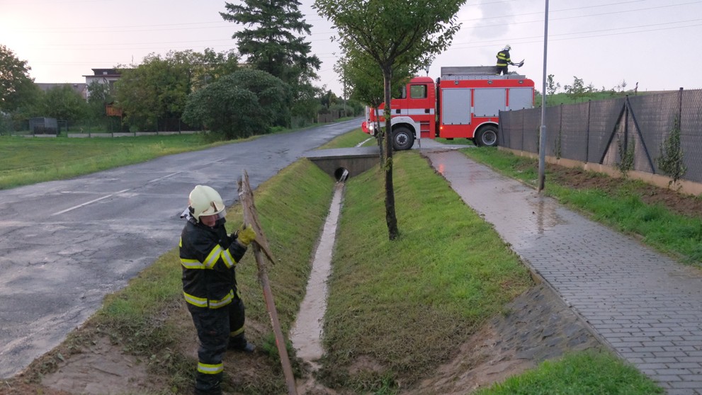 Moravskoslezští hasiči vyjeli v neděli odpoledne skoro 50krát - 19