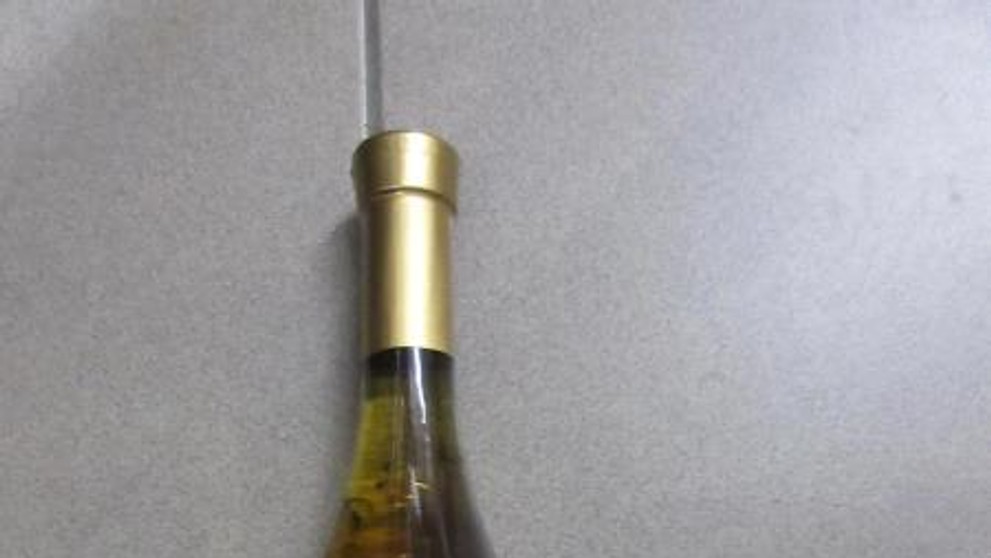 Sauvignon Blanc, bílé polosladké vino, Alk.11,5% OBJ., Vyrobeno v Moldavsku, Výrobce a stáčírna AURVIN WINERY (2)