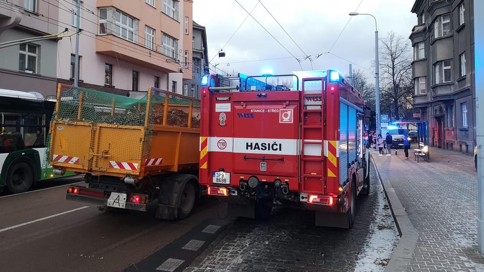 Dítě vběhlo do vozovky (1)