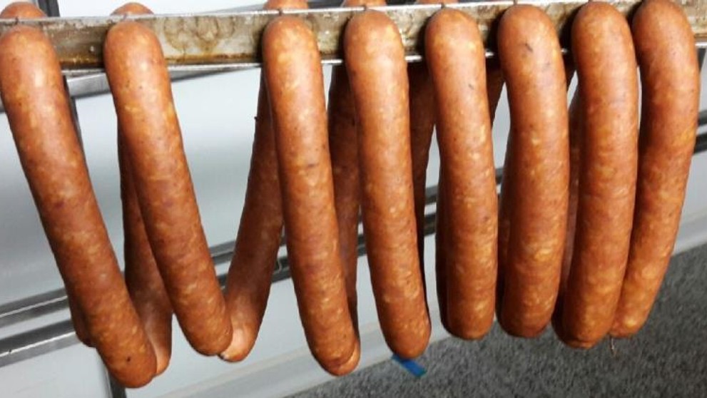 Nevyhovující potraviny - Debrecinské párky