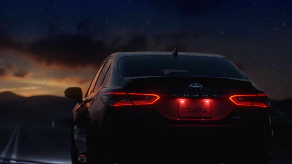 Toyota Camry - 35