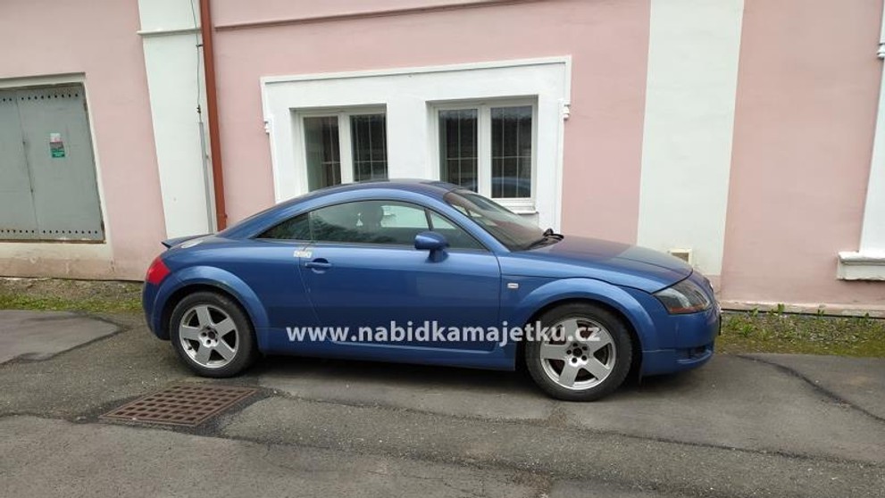 Dražba automobilu